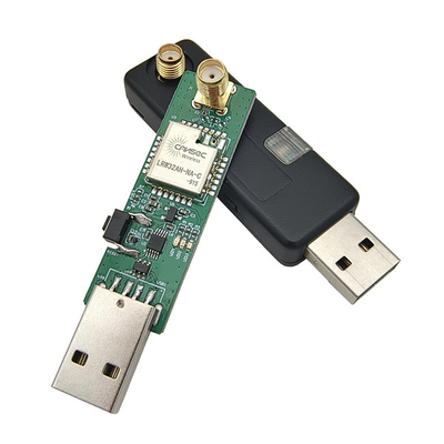Le dongle LoRa sans fil USB peut être utilisé en conjonction avec le DTU.