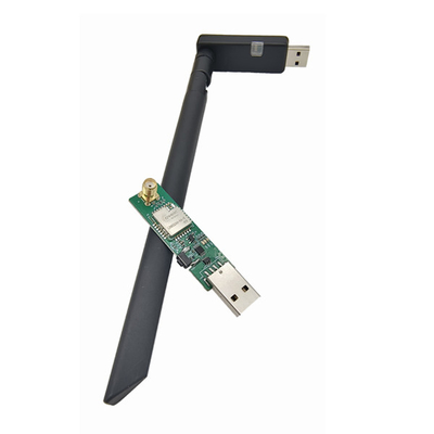 Le dongle LoRa sans fil USB peut être utilisé en conjonction avec le DTU.